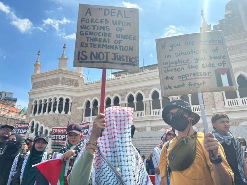 Anti-Trump protest erupts at Dataran Merdeka ahead of ASEAN Summit