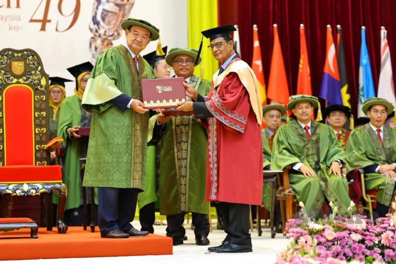 72-year-old agronomist returns to university to inspire next generation