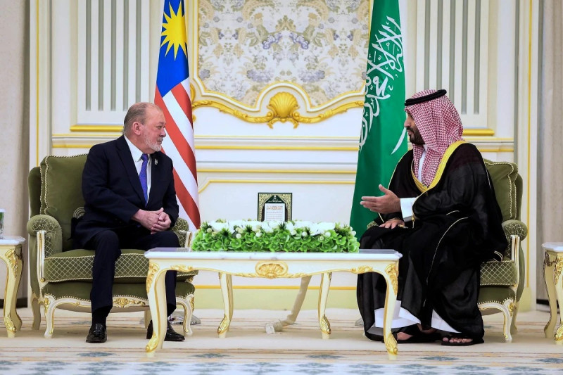 Sultan Ibrahim concludes historic visit to Saudi Arabia, begins state visit to Bahrain