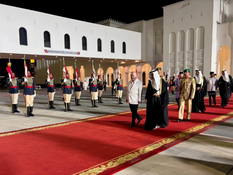 King returns home after state visits to Saudi Arabia and Bahrain