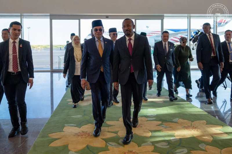 Malaysia seeks deeper ICT collaboration with Pakistan, Uganda And Bulgaria at WTDC-25