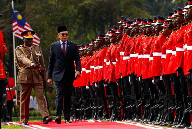 Anwar receives full state welcome in Kenya during historic visit