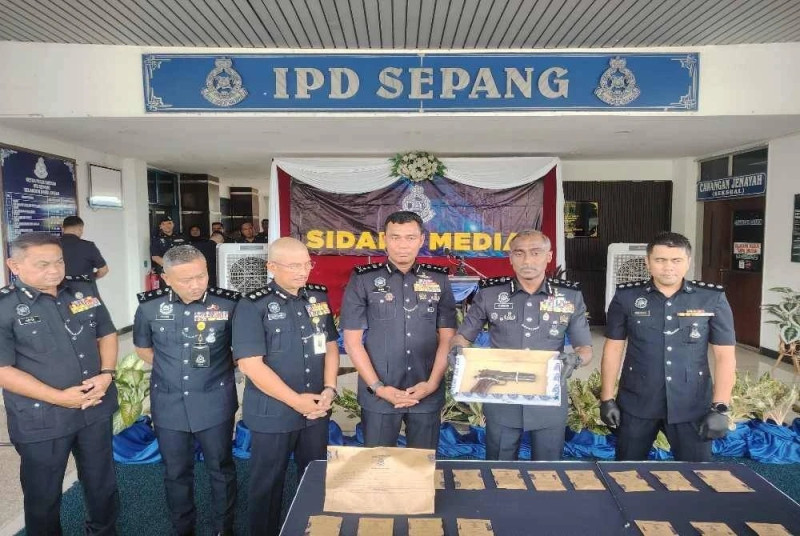 Police identify man killed in Sepang shoot-out as leader of violent robbery syndicate