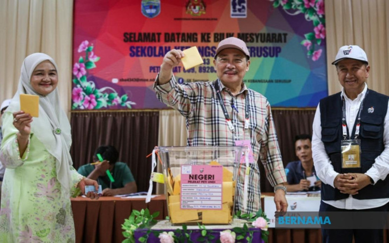 Sabah votes: Hajiji praises calm and orderly polling as state chiefs cast their ballots