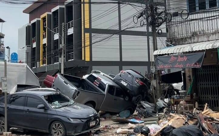 Malaysia completes mass evacuation of nationals from flood-stricken Hatyai