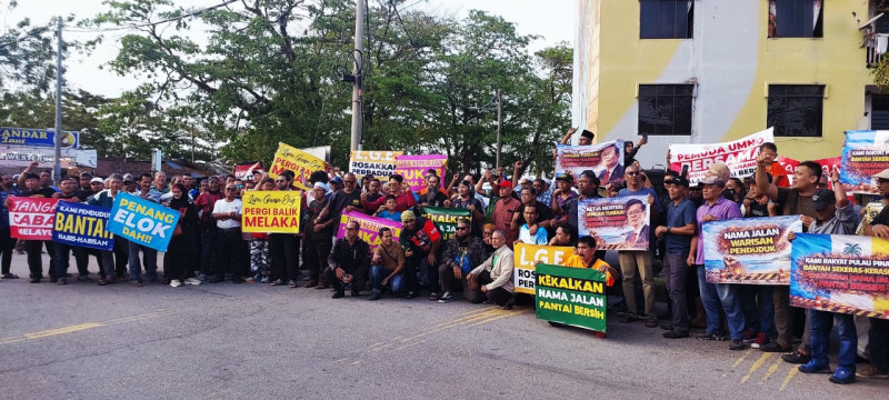 Protest held over proposed road name change in Penang