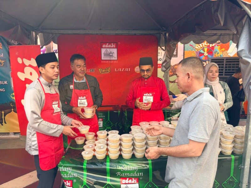 Suspended Fahmi Zainol says he will continue working hard for his constituents