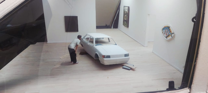 Lithuanian-born artist now turning abandoned cars into innovative artworks