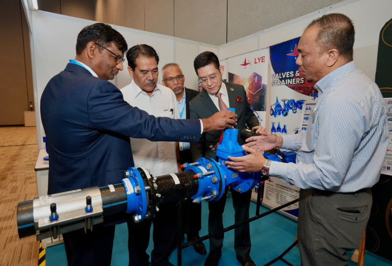 Stronger public-private collaboration essential to ensure water resources remain sustainable