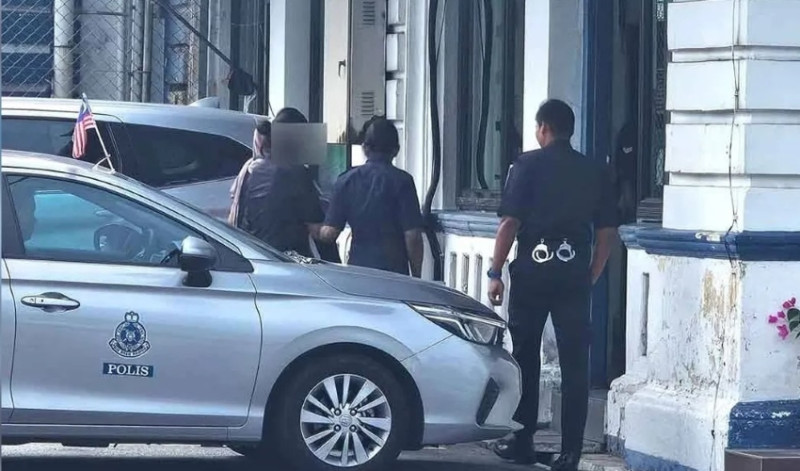 Woman remanded after rushing Perak ruler during National Day celebration