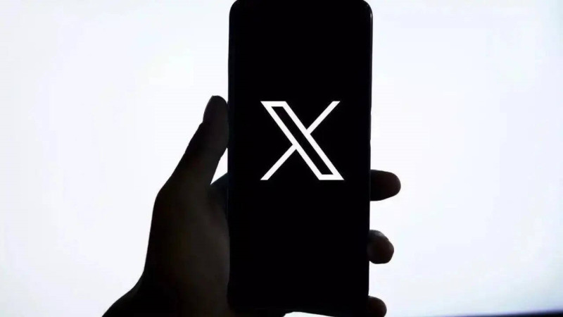X hits global outage affecting millions of users and advertisers