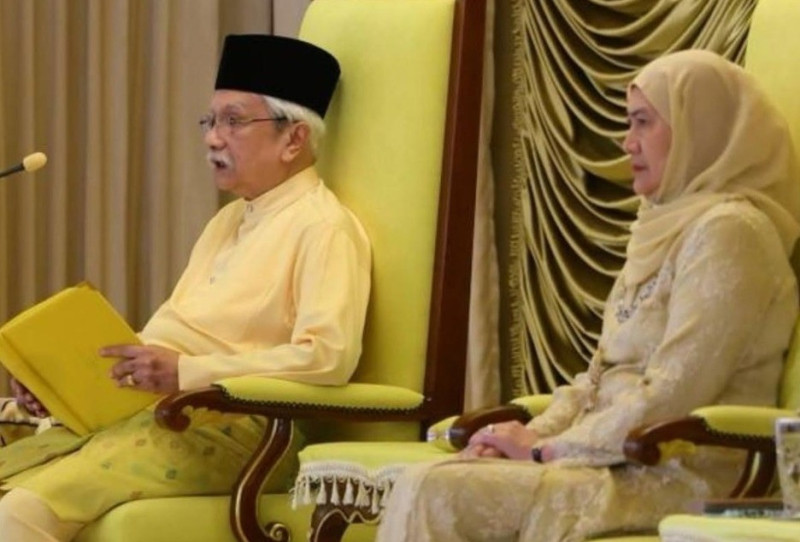 Tuanku Muhriz urges MB, assemblymen to uphold loyalty to royal institution