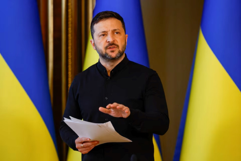 Ukraine's Zelenskiy says only meeting Putin face-to-face can deliver peace
