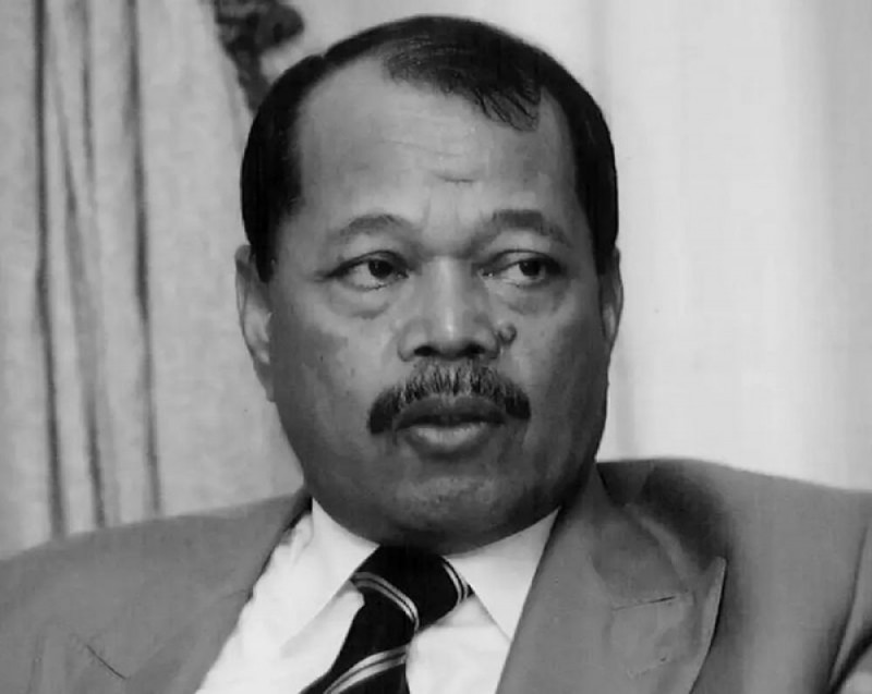 Former education minister Musa Mohamad dies