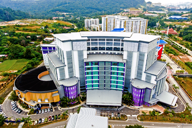 UiTM offers students RM100 each after registration delay  Malaysia