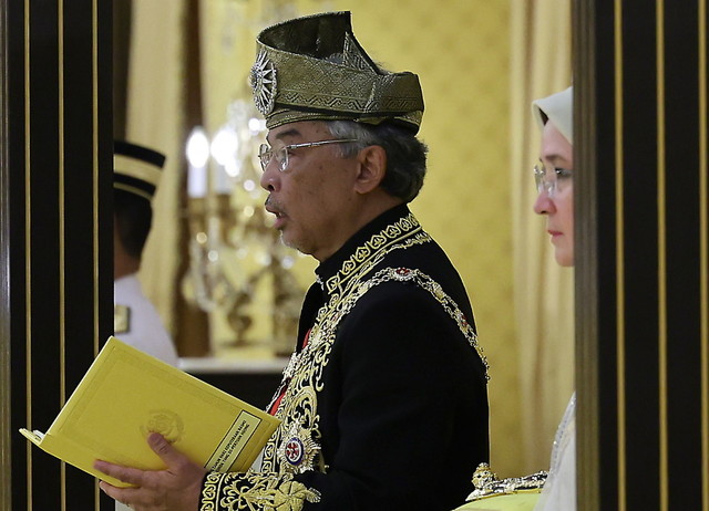 Allah issue: govt must ‘harmonise’ situation, Agong decrees