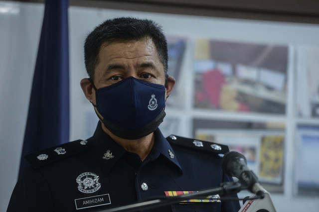 Police break up drunken altercation in Bangsar