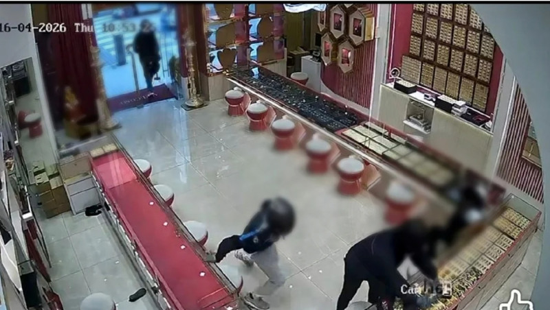 Armed gang loots RM9.75 million in gold in brazen KL daylight robbery