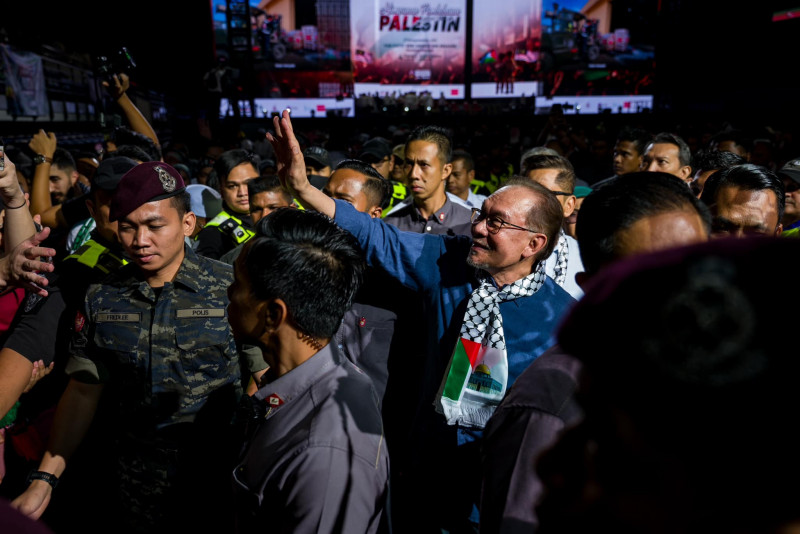 PM hails activists’ courage after detention in Global Sumud Flotilla mission