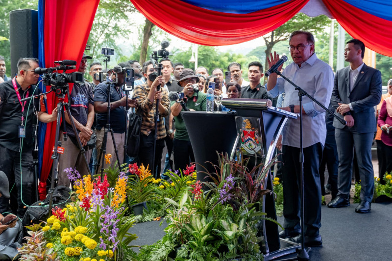 Govt partially lifts freeze on migrant worker intake for three sectors: PM