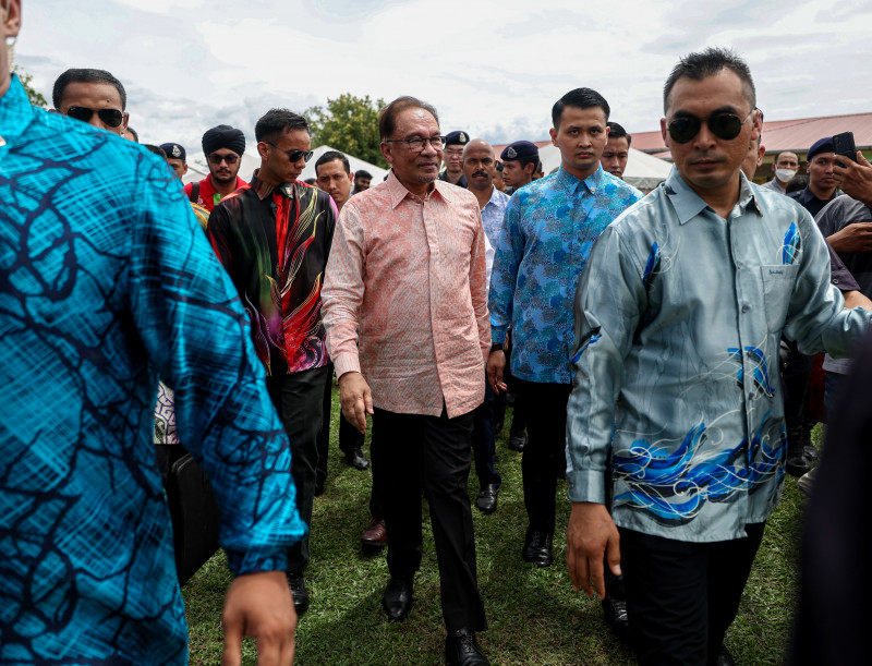 Don’t sideline people after gaining power, Anwar tells leaders