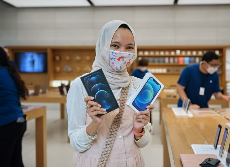 Smartphones sold without a charger: why is this a trend?