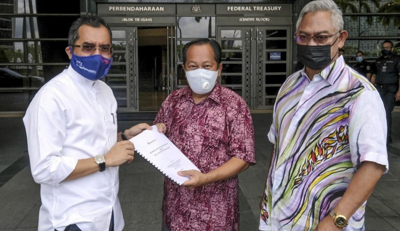Democracy cannot be defeated by pandemic, say Umno leaders in backing king’s call