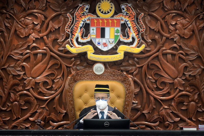 Shut up when I speak: Dewan ruckus continues with Azhar jabbing back at opposition
