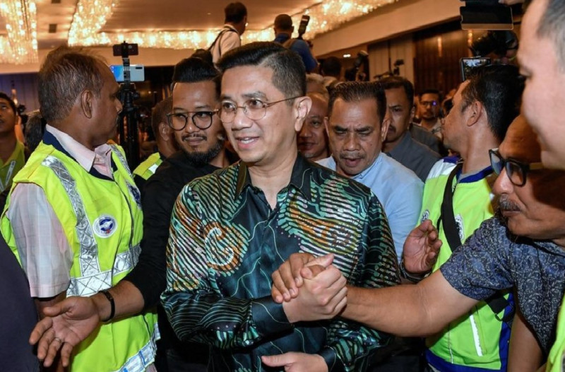 Twists and turns: Azmin's journey from governance to opposition in Selangor