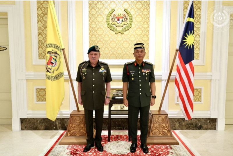 King to Armed Forces: Reject all corruption and abuse of power