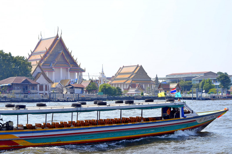Thailand projects 500 bil baht investment pledges this year