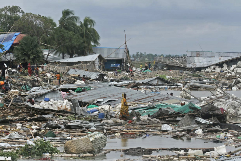 28 dead in Bangladesh cyclone, millions without power