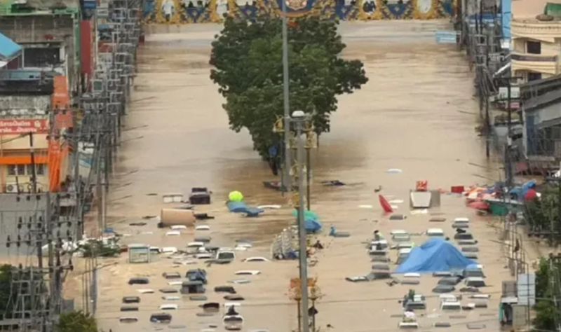 Hatyai floods: At least another 10 days for waters to recede, says expert