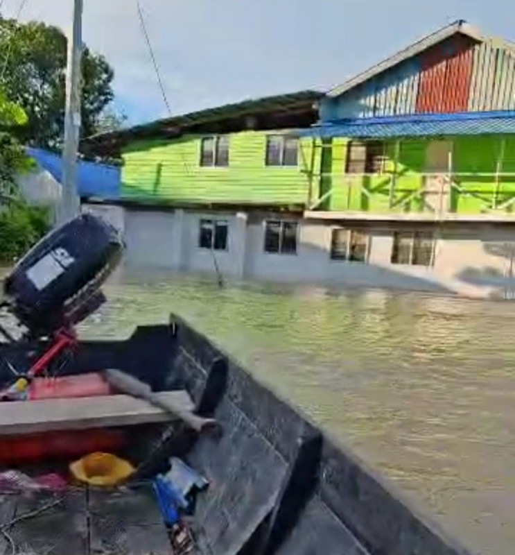 Close to 10,000 uniformed personnel to assist Sarawak flood victims