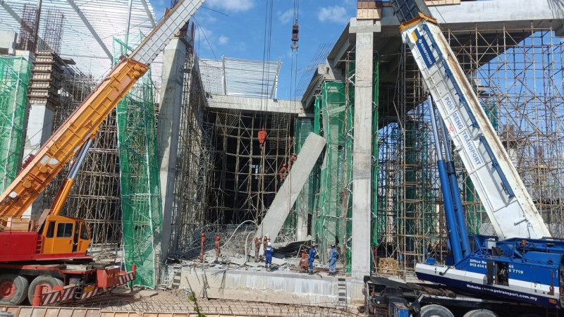 Penang factory collapse: rescuers say no more victims