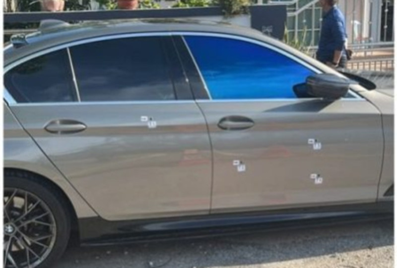 Police hunt two suspects after BMW shot at in Sitiawan