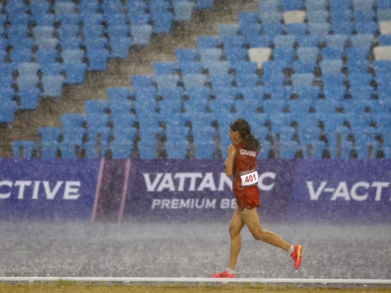 SEA Games: rain-soaked, teary-eyed Cambodian runner wins hearts