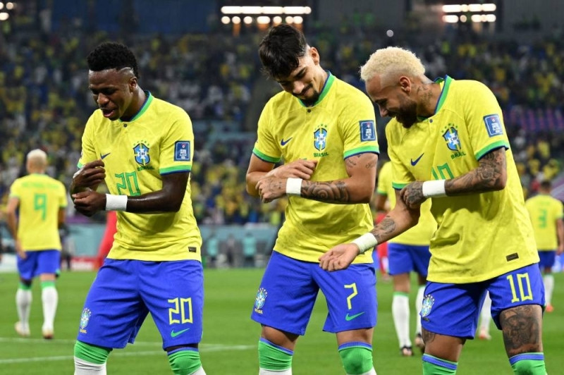 World Cup: shall we dance? Brazil cop flak, praise for celebratory jig