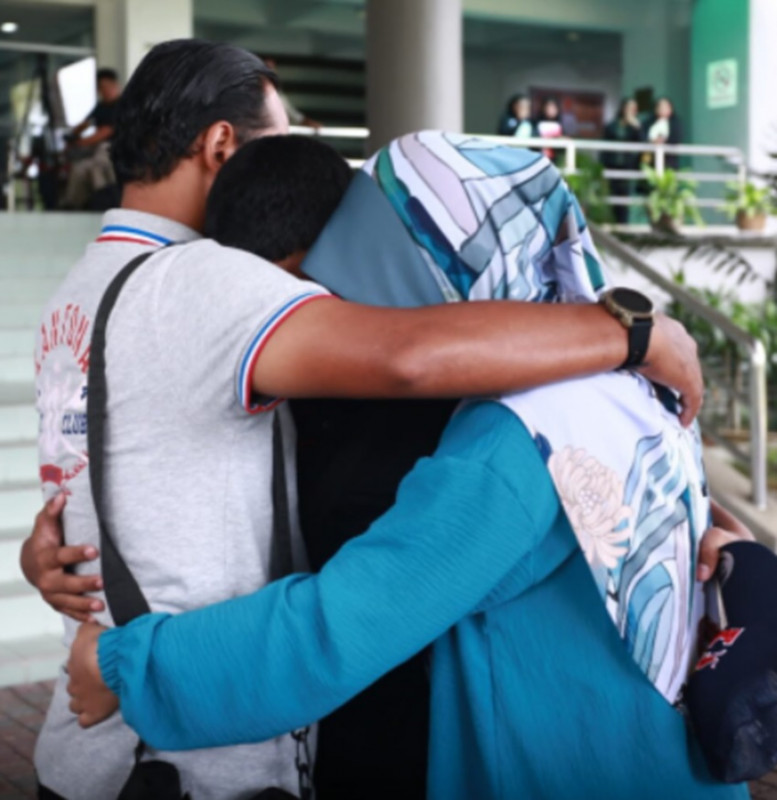 Ex-primary school teacher to pay RM85k for striking student on head with broom