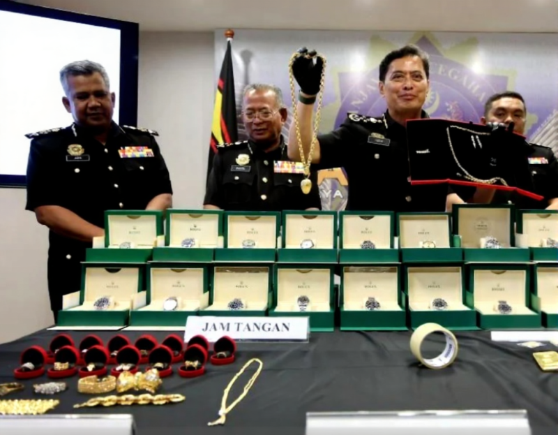 MACC seizes RM11.4 million worth of items belonging to former army chief
