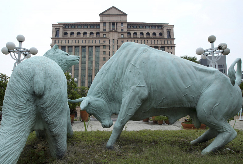 Cautious trade expected as BNM committee meets