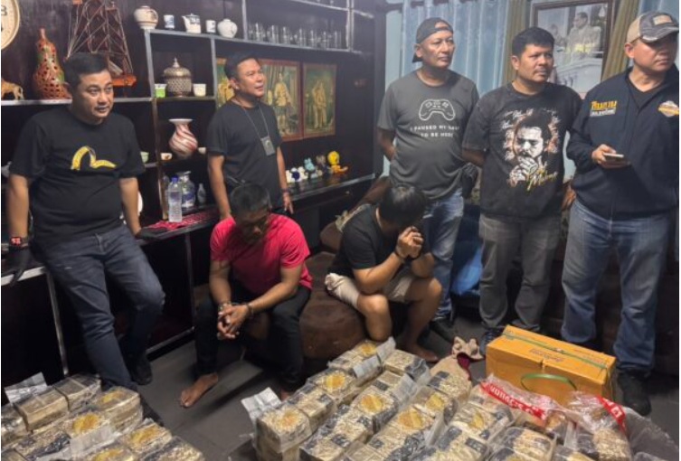 Attempt to smuggle methamphetamine worth RM12.26m into Malaysia foiled