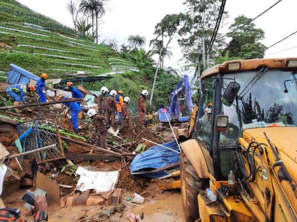 Woman killed in Cameron Highlands landslide