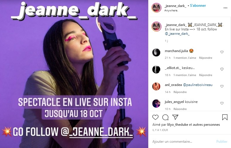 Selfies, acting and Instagram meet in French theatre first