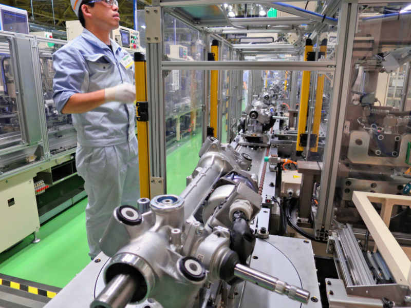China factory activity grows at slowest pace in 9 months