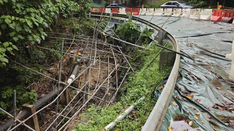 Penang: One lane of Batu Ferringhi road closed for repair works