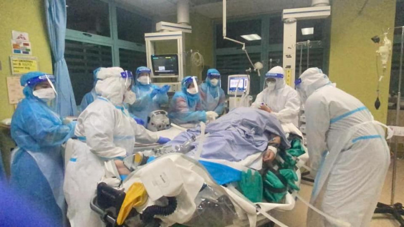 Adham announces measures to help struggling Klang Valley hospitals