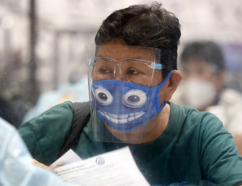 Philippines’ Duterte orders arrest of mask violators
