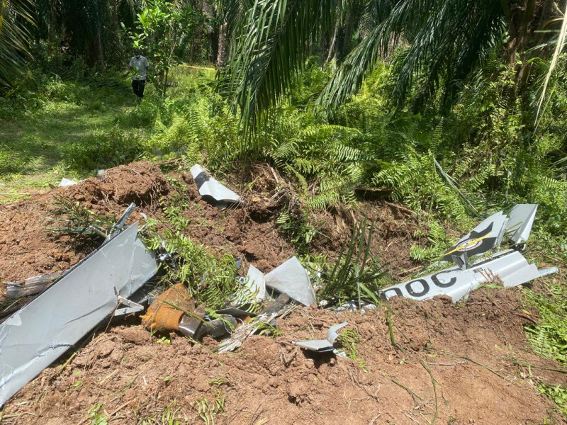 Victims of plane crash found in cockpit at a depth of 1.52 metres