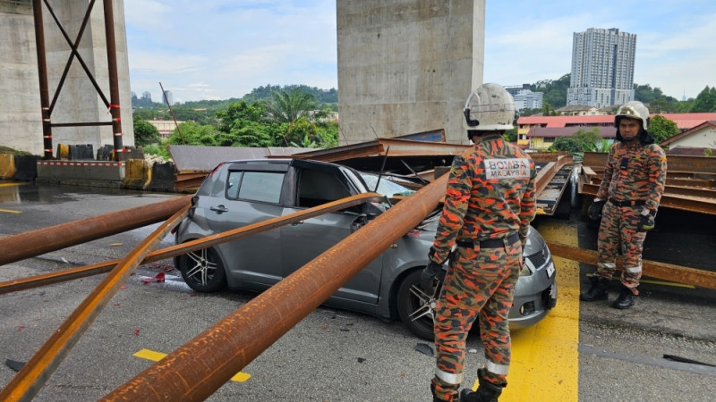 Temporary bridge at ECRL construction at MRR2 collapses, car crushed